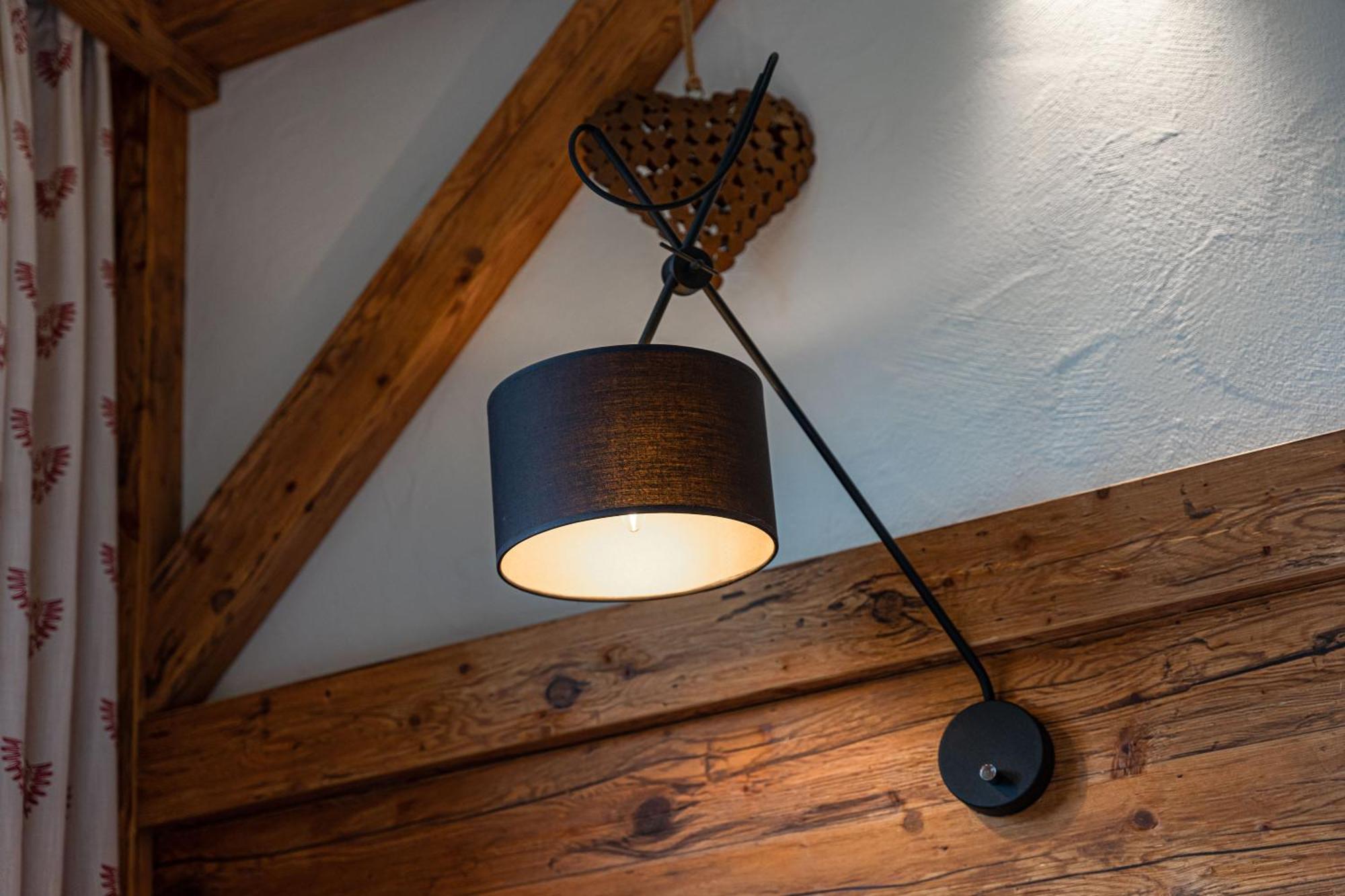 Hotel Landhaus Tirolerherz Санкт Улрих ам Пилерзее Стая снимка