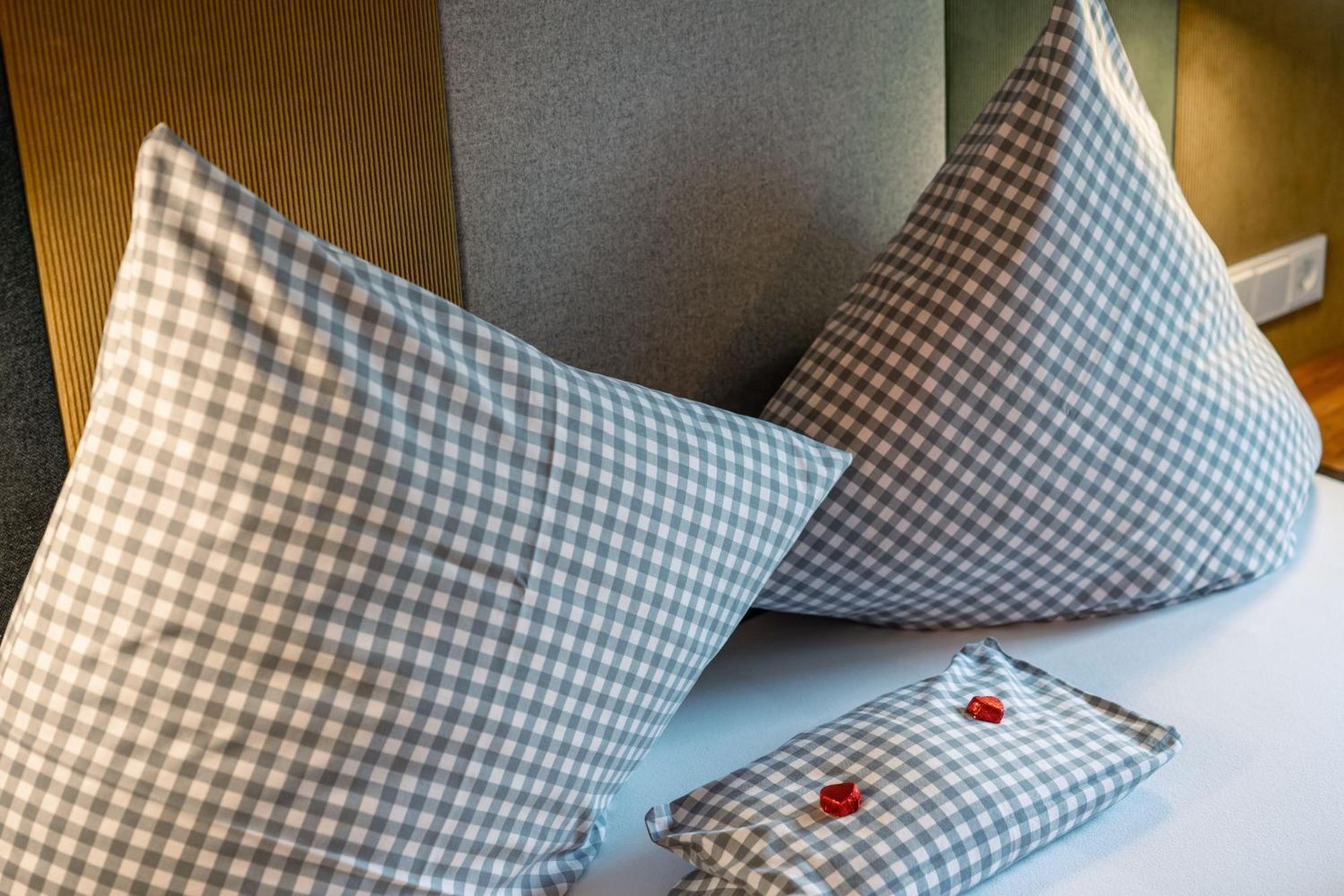 Hotel Landhaus Tirolerherz Санкт Улрих ам Пилерзее Стая снимка
